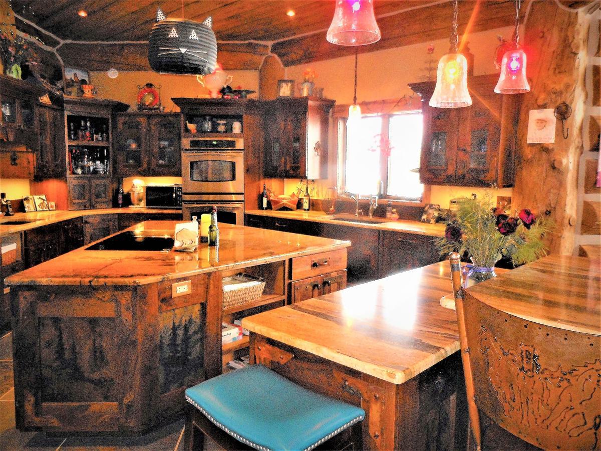 Mcdonald'S Ranch Lodge Gardiner Eksteriør bilde